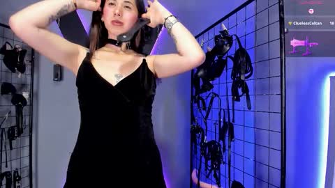 Snapshot of missalison_monica_bdsm chatting on October 8, 7:11 pm missalison_monica_bdsm online show from October 8, 7:11 pm
