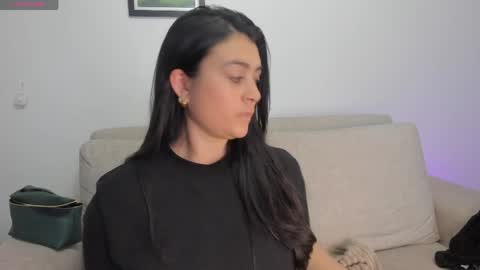 Bianca Torres online show from April 14, 1:00 am