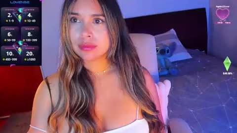 valentina andrea online show from June 10, 11:35 pm