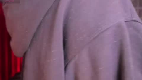 Snapshot of misselektra__ chatting on February 26, 7:20 am ELEKTRA online show from February 26, 7:20 am