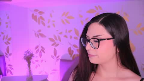 Snapshot of misselektra__ chatting on June 17, 3:53 am ELEKTRA online show from June 17, 3:53 am