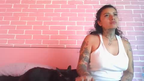 Snapshot of misselii chatting on September 20, 9:05 pm melodie online show from September 20, 9:05 pm