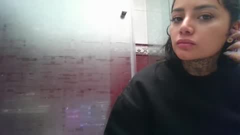 Snapshot of misselii chatting on October 1, 12:44 pm melodie online show from October 1, 12:44 pm