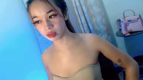 Snapshot of missfantasia chatting on July 17, 12:34 pm missfantasia online show from July 17, 12:34 pm