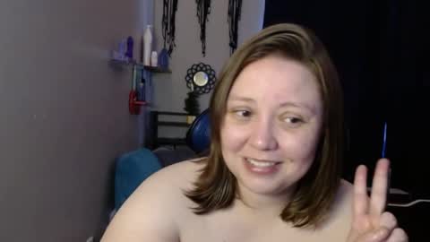 missfoxe12 online show from December 13, 7:53 pm