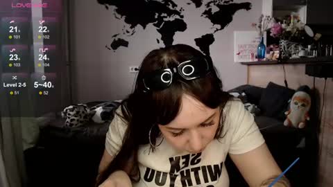 Snapshot of missgenevaonceagain chatting on June 27, 12:22 pm G online show from June 27, 12:22 pm
