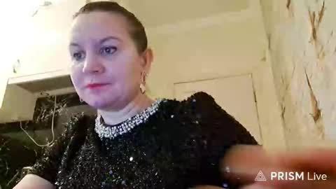 Snapshot of missis_laura chatting on February 18, 10:17 pm missis_laura online show from February 18, 10:17 pm