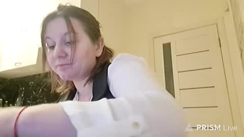 Snapshot of missis_laura chatting on February 28, 8:21 pm missis_laura online show from February 28, 8:21 pm