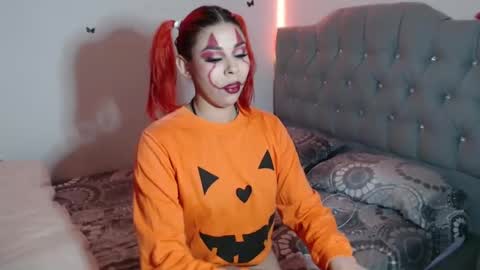 misskarol18 online show from October 8, 1:42 pm