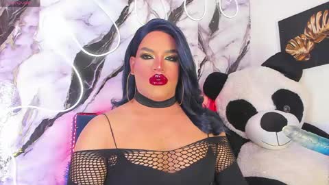 kassandra lazcano online show from May 30, 1:03 am