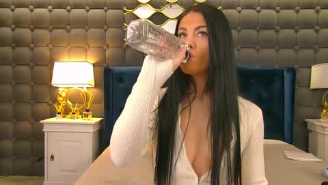 misskayaaa online show from April 12, 3:00 am