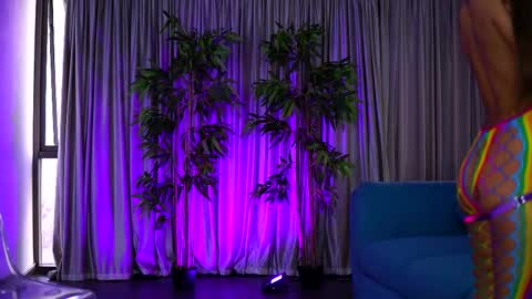 Snapshot of misskiarra chatting on February 26, 5:20 am misskiarra online show from February 26, 5:20 am