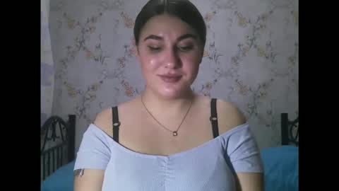 Lisa online show from April 7, 1:50 am