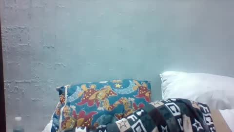 Snapshot of misskitty2xxx chatting on December 3, 8:17 pm Merry online show from December 3, 8:17 pm