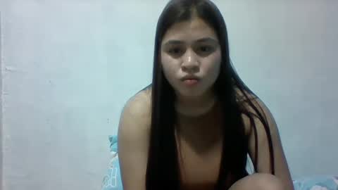 Snapshot of misskitty2xxx chatting on March 9, 9:46 am Merry online show from March 9, 9:46 am