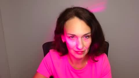 Snapshot of misskristyyy chatting on September 26, 6:17 am Christina online show from September 26, 6:17 am