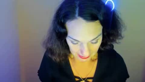 Snapshot of misskristyyy chatting on October 16, 11:11 am Christina online show from October 16, 11:11 am