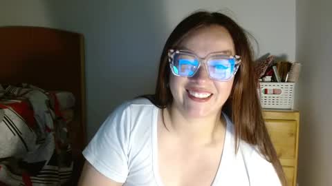 Snapshot of misslady__eva chatting on December 29, 2:17 am eva   online show from December 29, 2:17 am