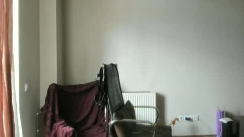 Snapshot of misslilymariaxo chatting on July 6, 9:28 am Mistress Lily Maria online show from July 6, 9:28 am