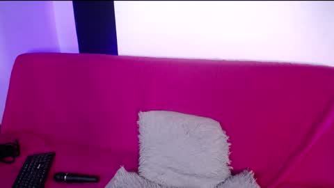 Snapshot of missloise chatting on January 13, 6:49 pm Miss Loise online show from January 13, 6:49 pm