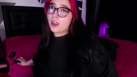 Snapshot of missloise chatting on February 13, 7:21 pm Miss Loise online show from February 13, 7:21 pm