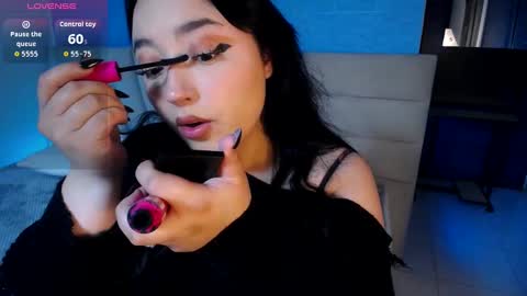Snapshot of missloise chatting on September 19, 4:25 am Miss Loise online show from September 19, 4:25 am