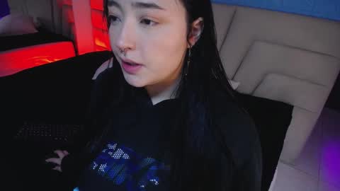 Snapshot of missloise chatting on October 14, 4:02 am Miss Loise online show from October 14, 4:02 am