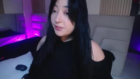 Snapshot of missloise chatting on October 20, 3:51 am Miss Loise online show from October 20, 3:51 am