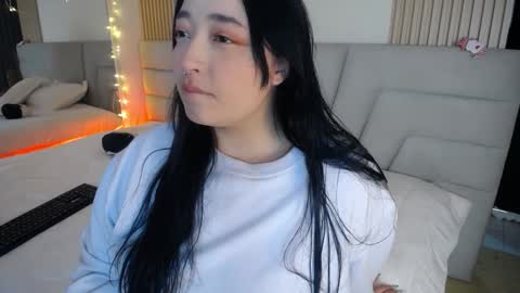 Miss Loise online show from December 15, 2:38 am