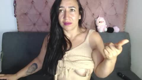 luccy online show from June 10, 8:41 pm