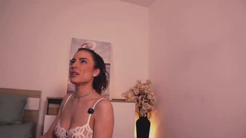 Snapshot of misslullu chatting on November 14, 2:49 pm Lullu online show from November 14, 2:49 pm