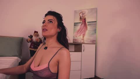 Snapshot of misslullu chatting on December 4, 2:37 pm Lullu online show from December 4, 2:37 pm