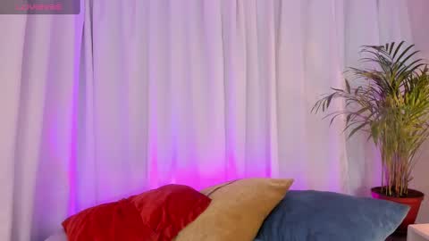 Snapshot of misslynn_ chatting on March 1, 3:21 am i am lyn online show from March 1, 3:21 am