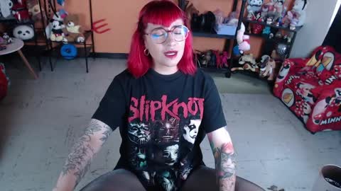 Miss Mia online show from April 9, 7:52 pm