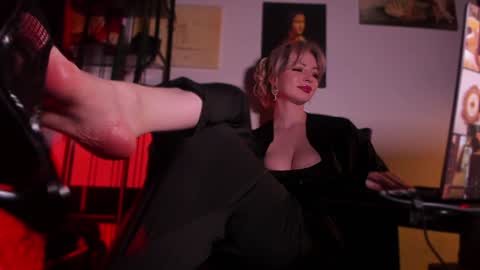 Snapshot of missmirandagd chatting on January 31, 4:38 pm online show from January 31, 4:38 pm