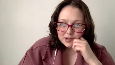 Snapshot of missmistressmal chatting on June 1, 8:32 pm missmistressmal online show from June 1, 8:32 pm