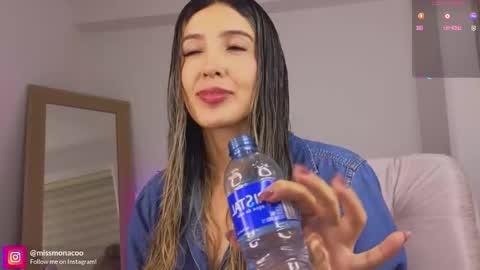 Snapshot of missmonaco chatting on November 16, 10:15 pm Emma Rivera online show from November 16, 10:15 pm