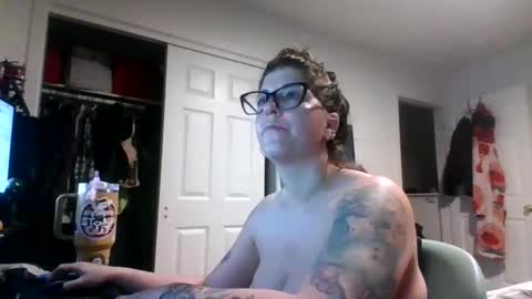 MissMona online show from April 17, 10:29 am