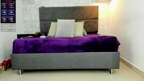 Snapshot of missnatash_ chatting on January 24, 2:41 pm Missnatash online show from January 24, 2:41 pm