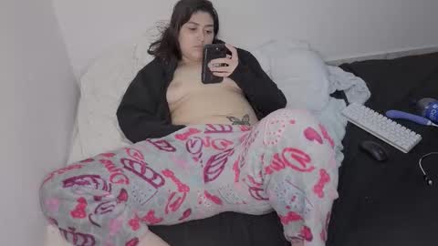 sarah online show from March 12, 3:23 am