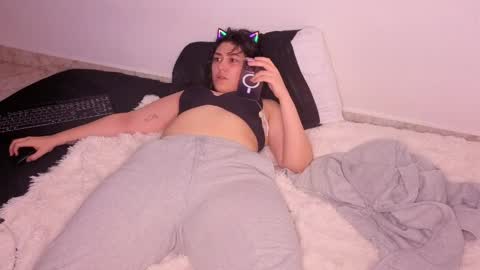 sarah online show from April 8, 7:14 pm