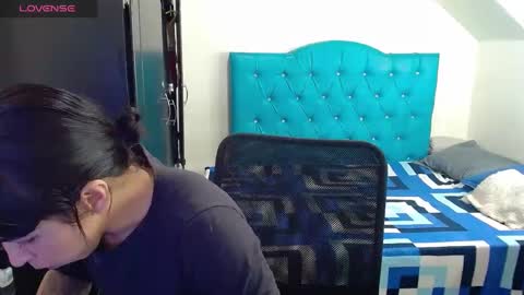 Snapshot of misspurple4 chatting on January 23, 5:13 am kassandra online show from January 23, 5:13 am