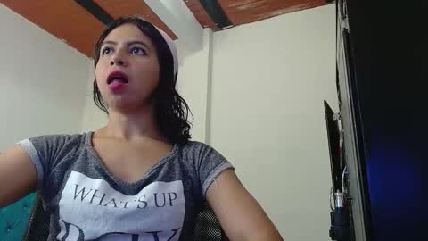 Snapshot of misspurple4 chatting on October 19, 11:05 pm kassandra online show from October 19, 11:05 pm