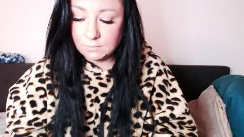 Snapshot of missqueen1416 chatting on November 7, 6:13 am Missqueen1416 online show from November 7, 6:13 am