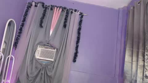 Snapshot of missrufaxxx chatting on December 21, 2:47 pm Cielo online show from December 21, 2:47 pm