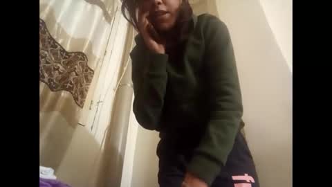 Snapshot of misss_slut chatting on December 4, 8:12 am call me your slut online show from December 4, 8:12 am