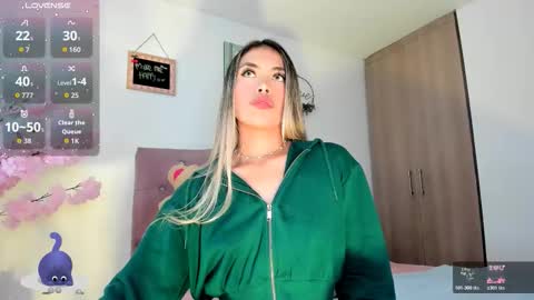 ... Independent model online show from February 17, 1:57 am