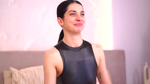 Sophie online show from May 15, 5:36 am