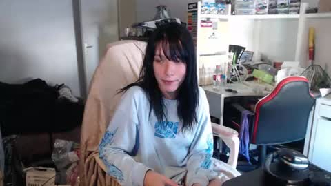missthon online show from June 30, 2:40 pm