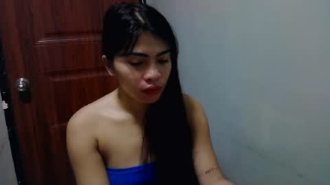 Snapshot of missunknownxoxo chatting on July 7, 1:41 am sofia online show from July 7, 1:41 am